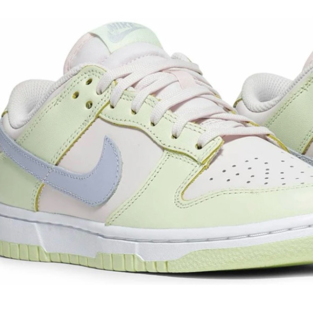 Nike Dunk Low Lime Ice Women’s Sneakers